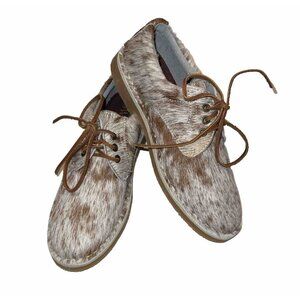 Uwezo Cow Calf Hair Women’s Lace Up Oxford Shoes Size 9.5 NWOT Southwestern SEE